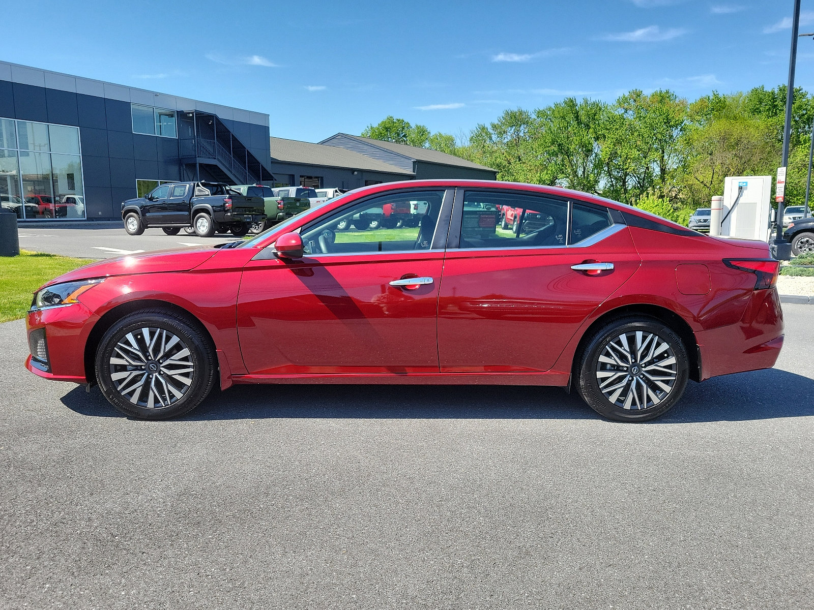 Certified 2023 Nissan Altima SV with VIN 1N4BL4DW7PN310882 for sale in East Petersburg, PA