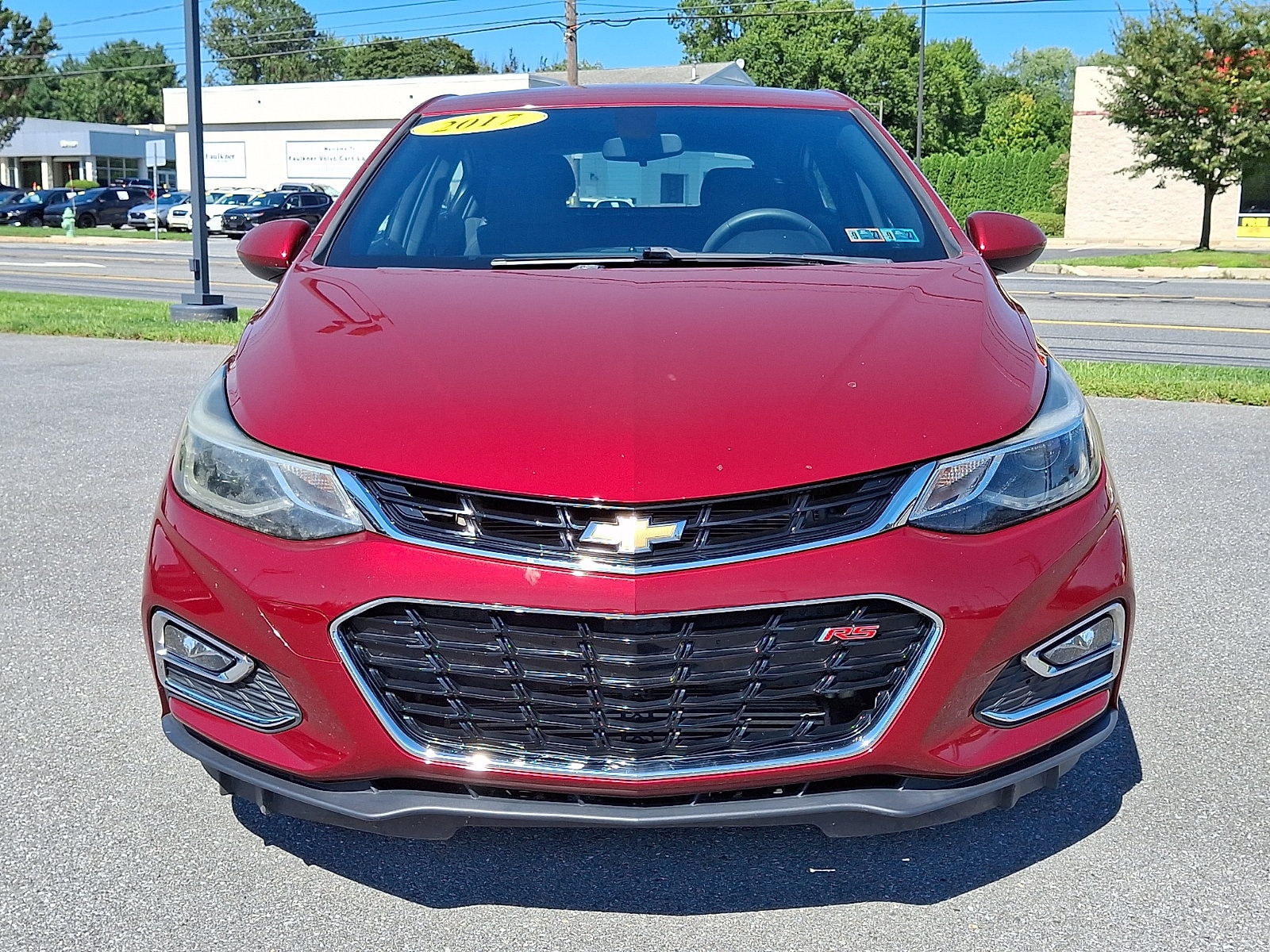Used 2017 Chevrolet Cruze LT with VIN 3G1BE6SM9HS607136 for sale in East Petersburg, PA