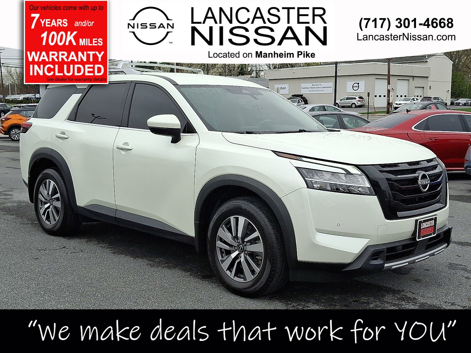 2023 Nissan Pathfinder SL 4WD 