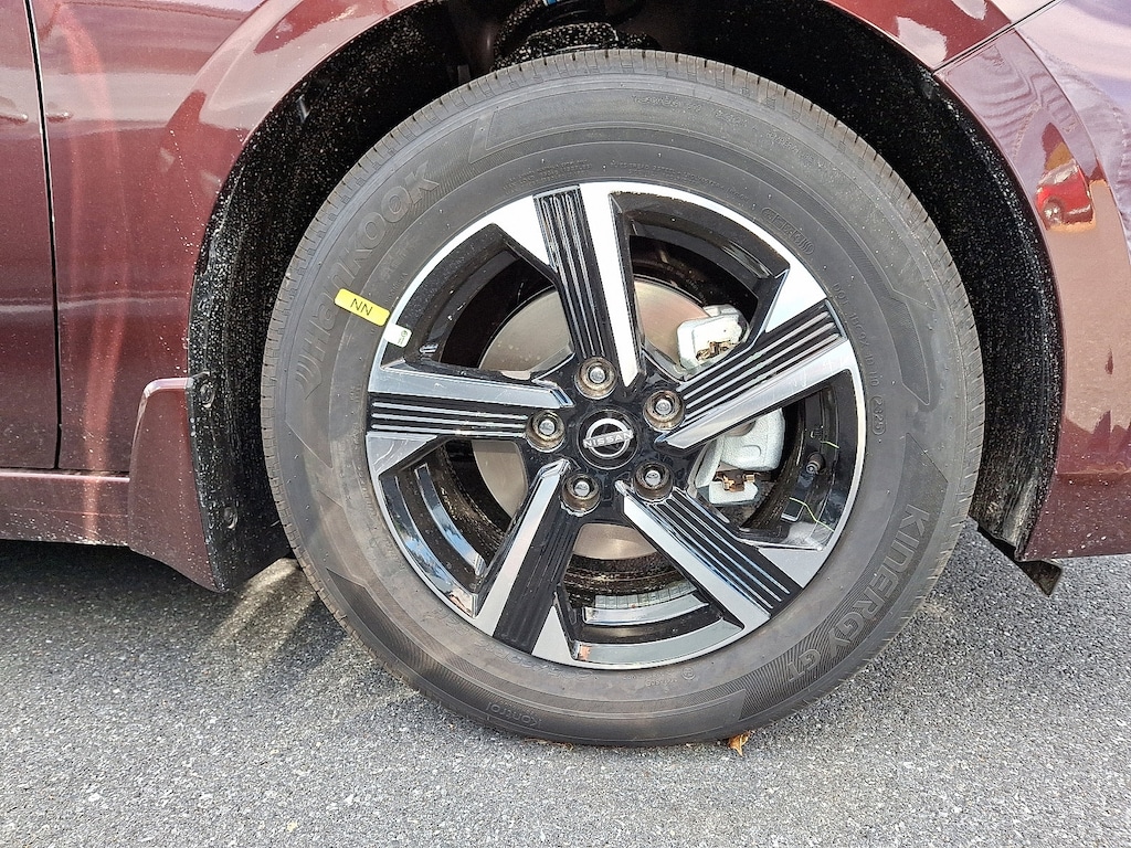 New 2025 Nissan Sentra SV Sedan