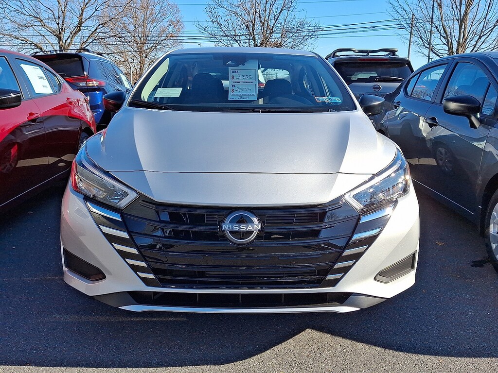 New 2025 Nissan Versa 1.6 S Sedan