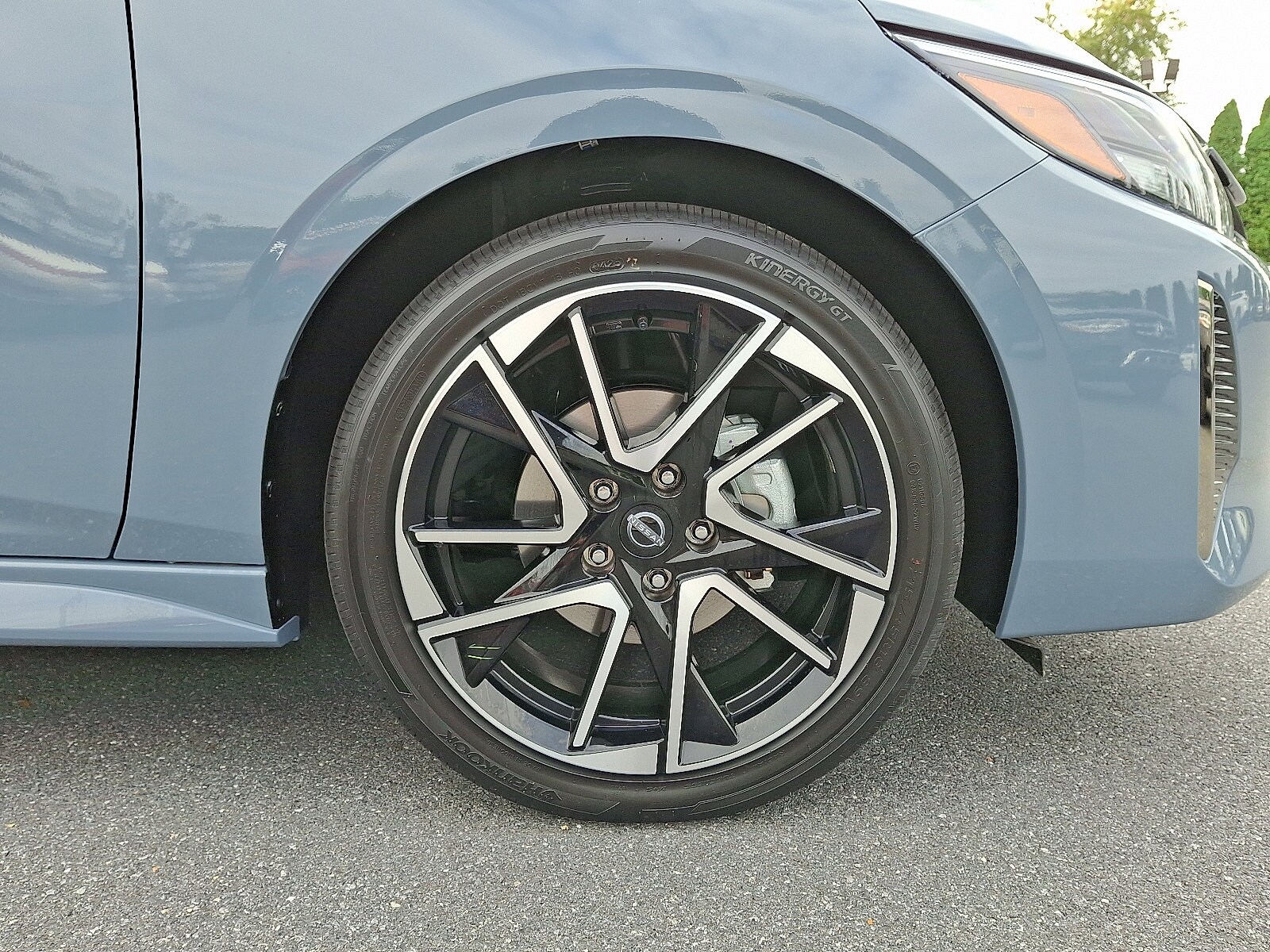 2025 Nissan Sentra SR photo 4