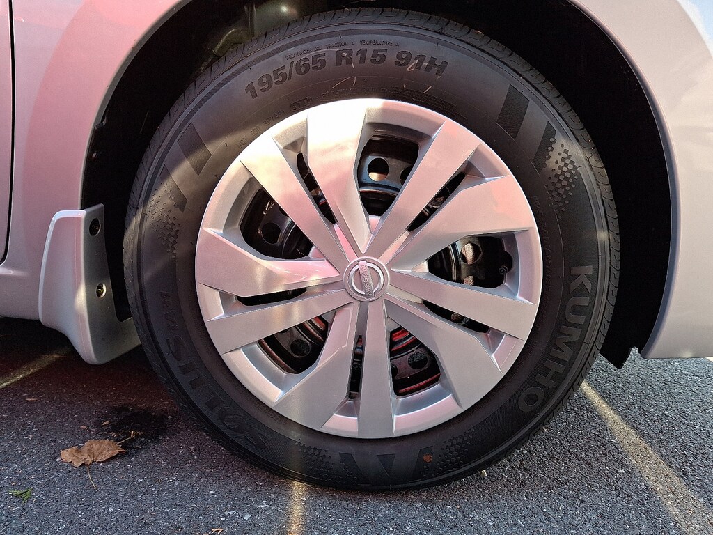 New 2025 Nissan Versa 1.6 S Sedan