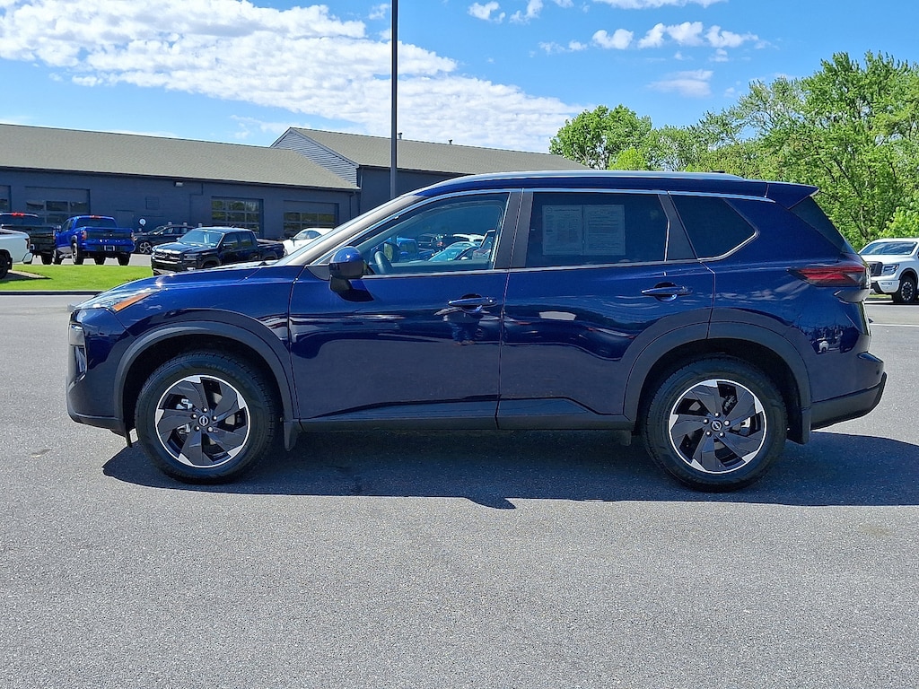 Certified 2024 Nissan Rogue SV AWD SV