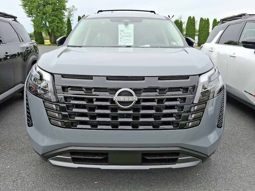 New 2026 Nissan Pathfinder Platinum SUV