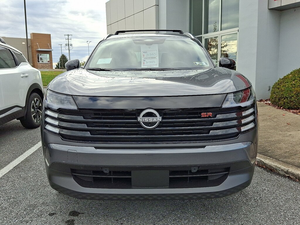 New 2026 Nissan Kicks SR SUV