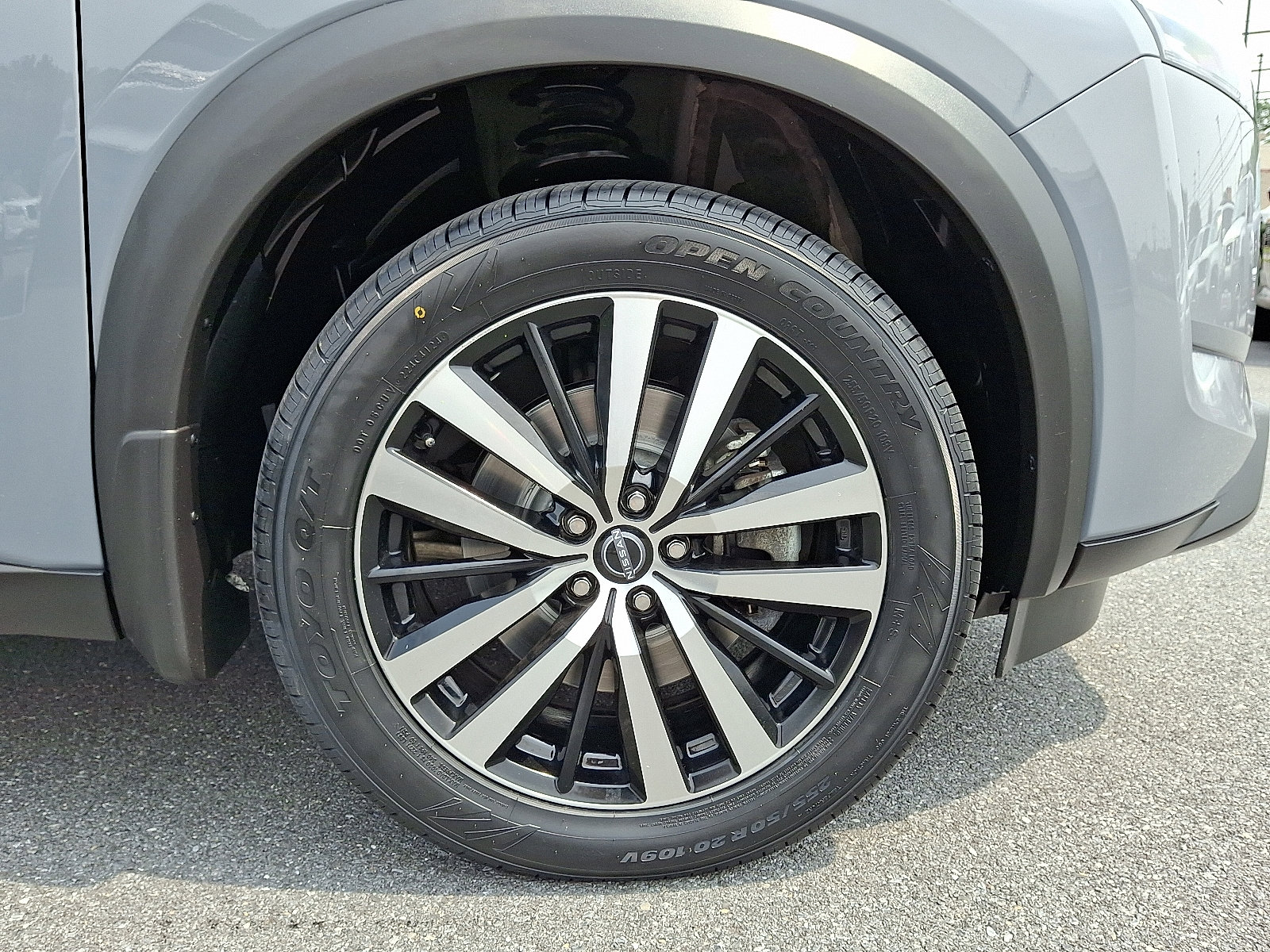 2023 Nissan Pathfinder Platinum - Photo 8