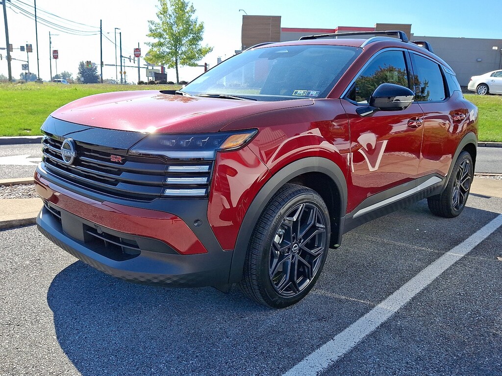New 2026 Nissan Kicks SR SUV