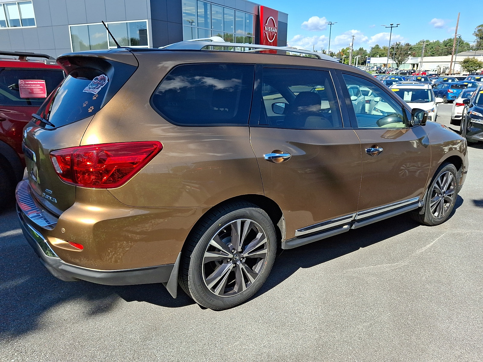 Used 2017 Nissan Pathfinder Platinum 4x4 Platinum