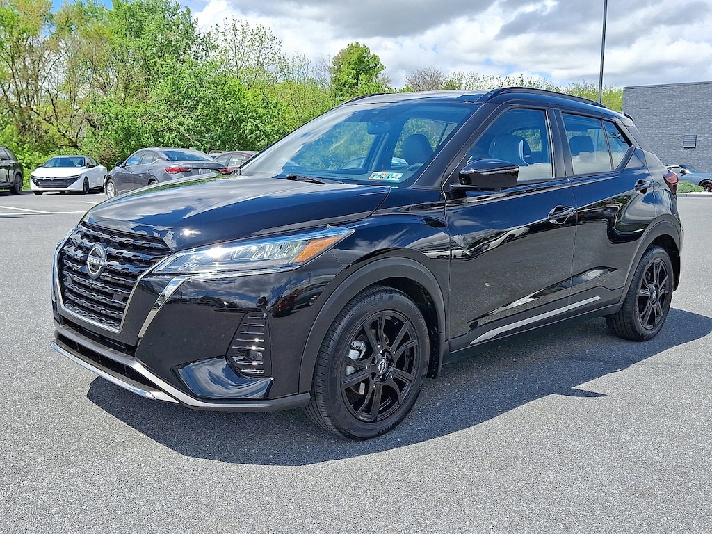 Certified 2023 Nissan Kicks SR SR FWD