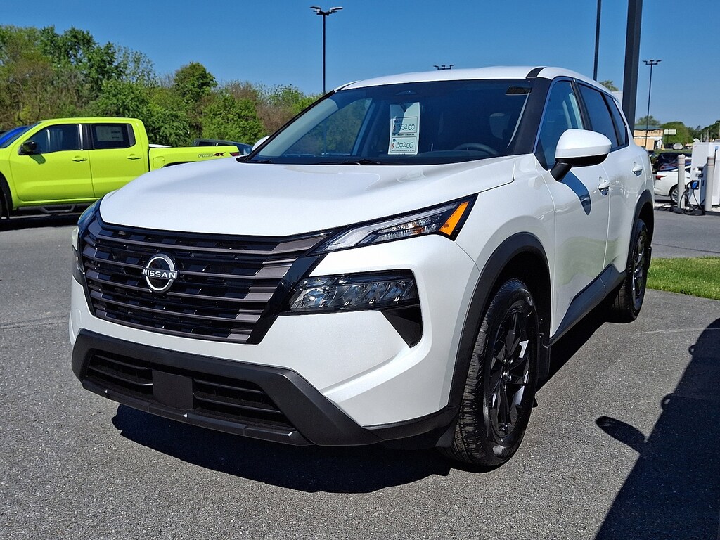 New 2026 Nissan Rogue SV SUV