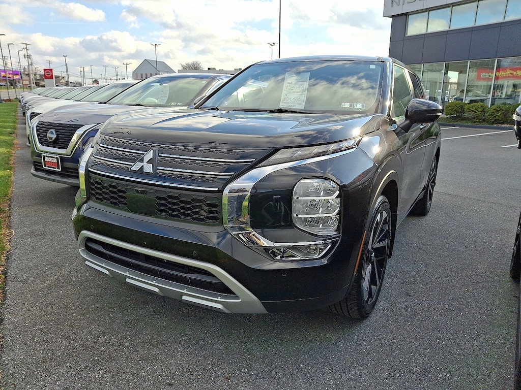 Used 2022 Mitsubishi Outlander SE Launch Edition SE Launch Edition S-AWC