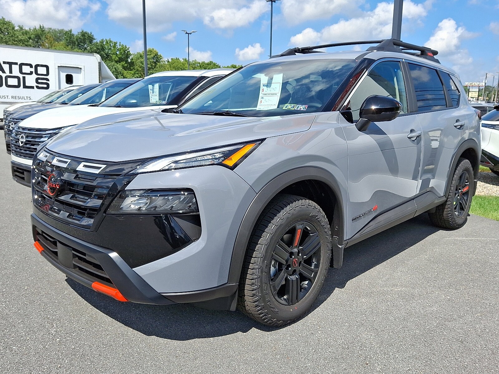 2026 Nissan Rogue SV photo 2
