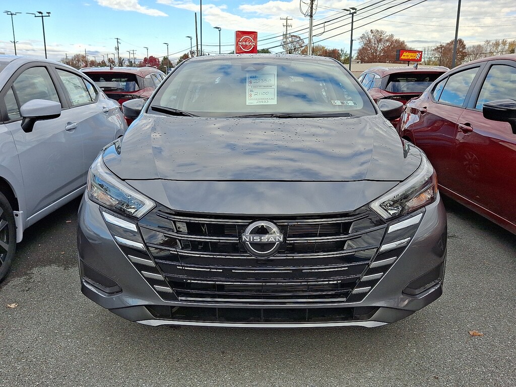 New 2025 Nissan Versa 1.6 SV Sedan
