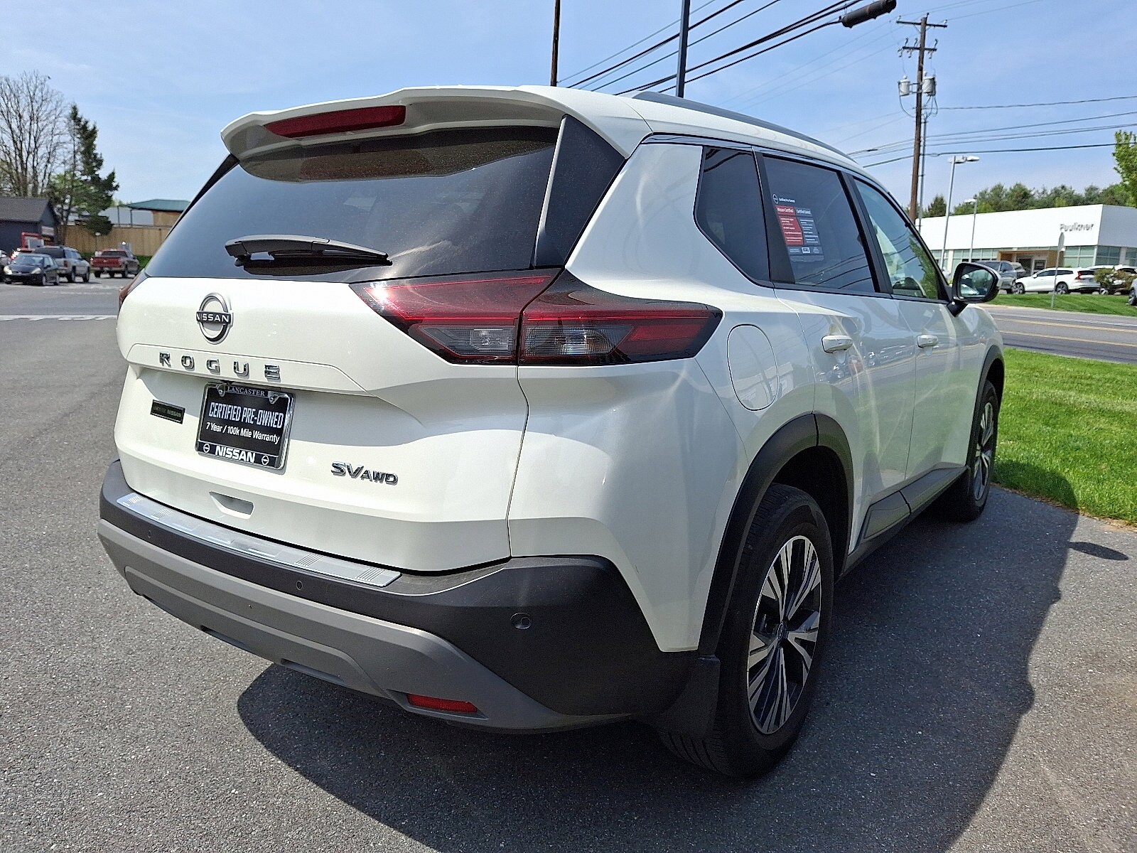 2022 Nissan Rogue SV photo 4