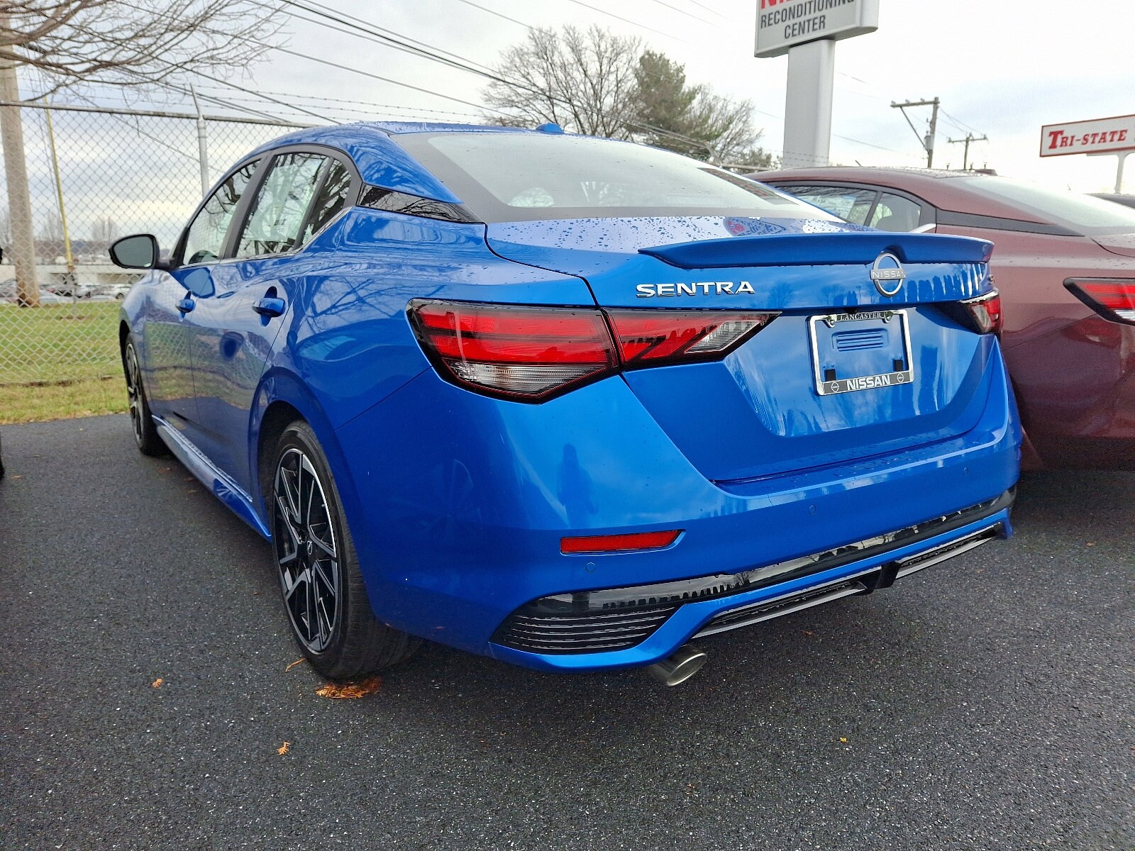 2025 Nissan Sentra SR photo 3