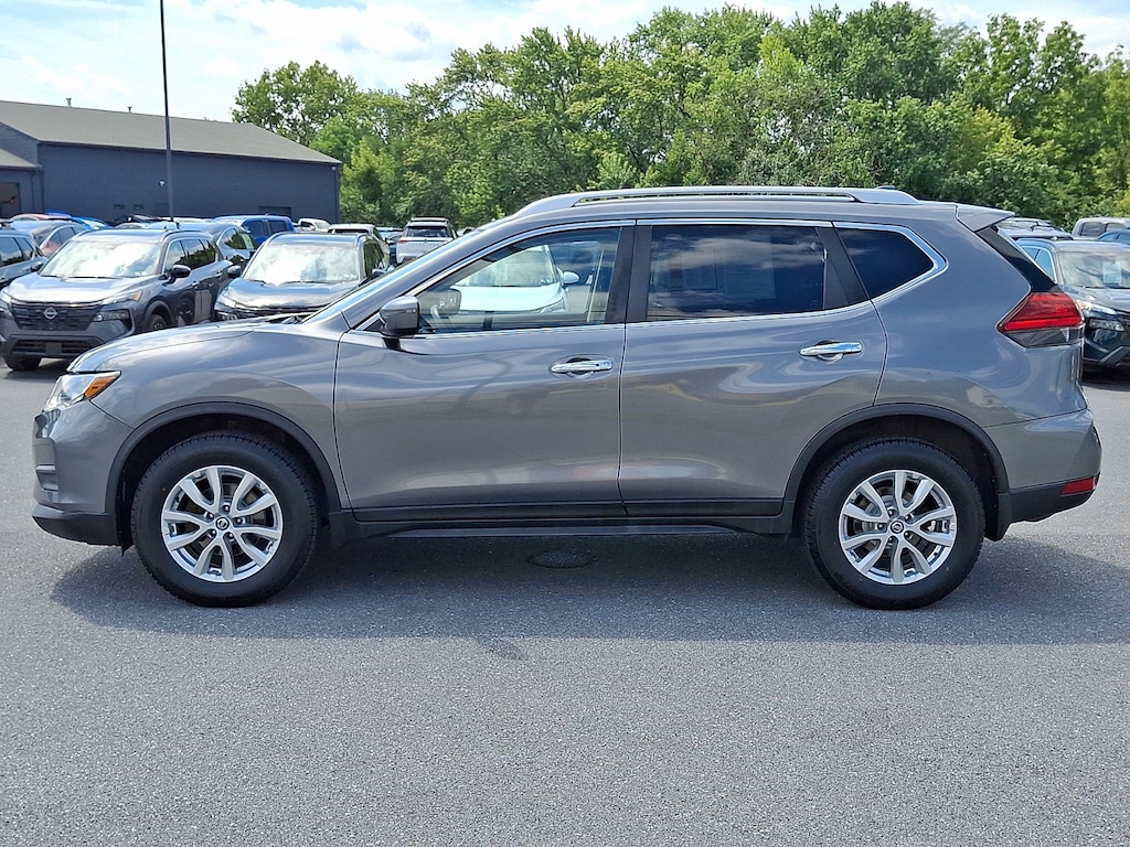 Used 2017 Nissan Rogue SV 2017.5 AWD SV
