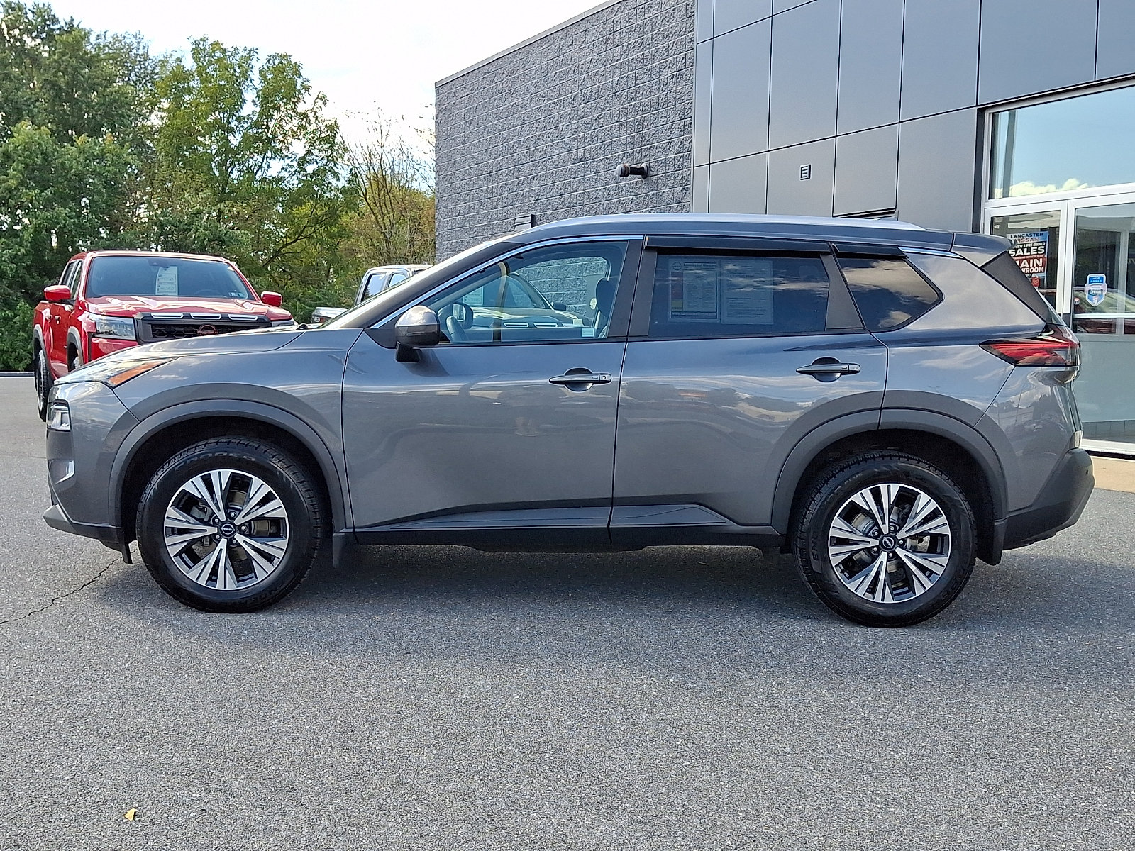 Used 2022 Nissan Rogue SV AWD SV