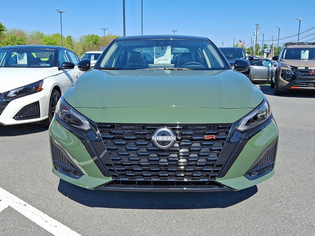 New 2026 Nissan Altima SR Sedan