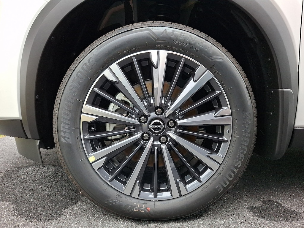 New 2026 Nissan Pathfinder Platinum SUV