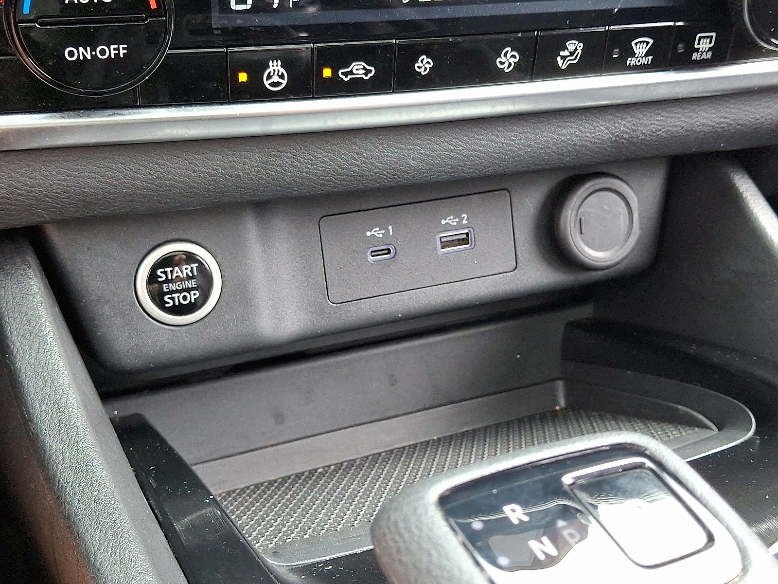 2023 Nissan Rogue SV - Photo 24