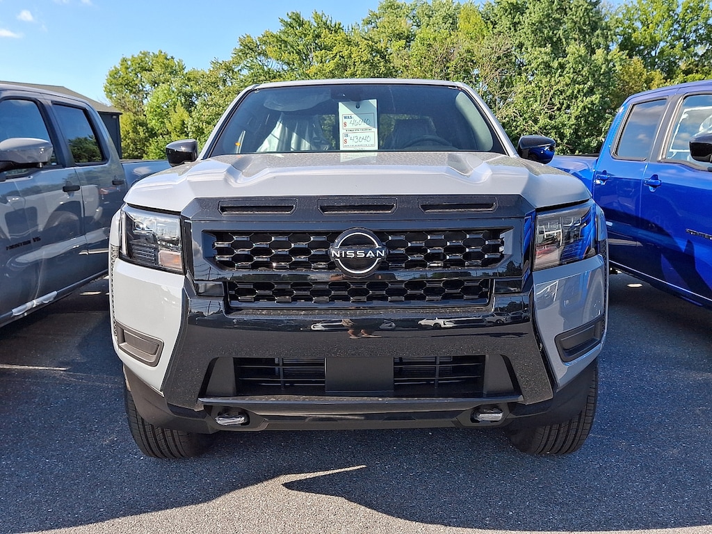 New 2027 Nissan Frontier SV Truck Crew Cab