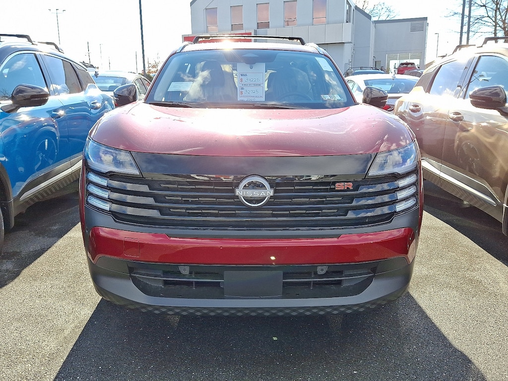 New 2026 Nissan Kicks SR SUV