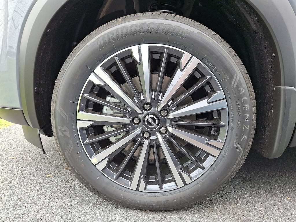 New 2026 Nissan Pathfinder Platinum SUV