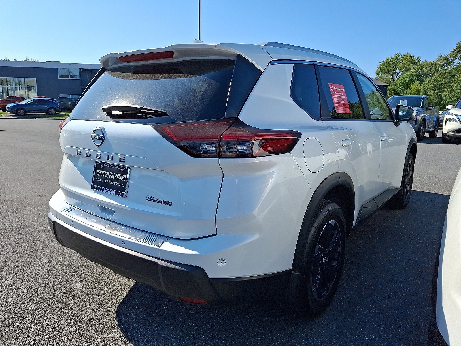 2024 Nissan Rogue SV photo 4