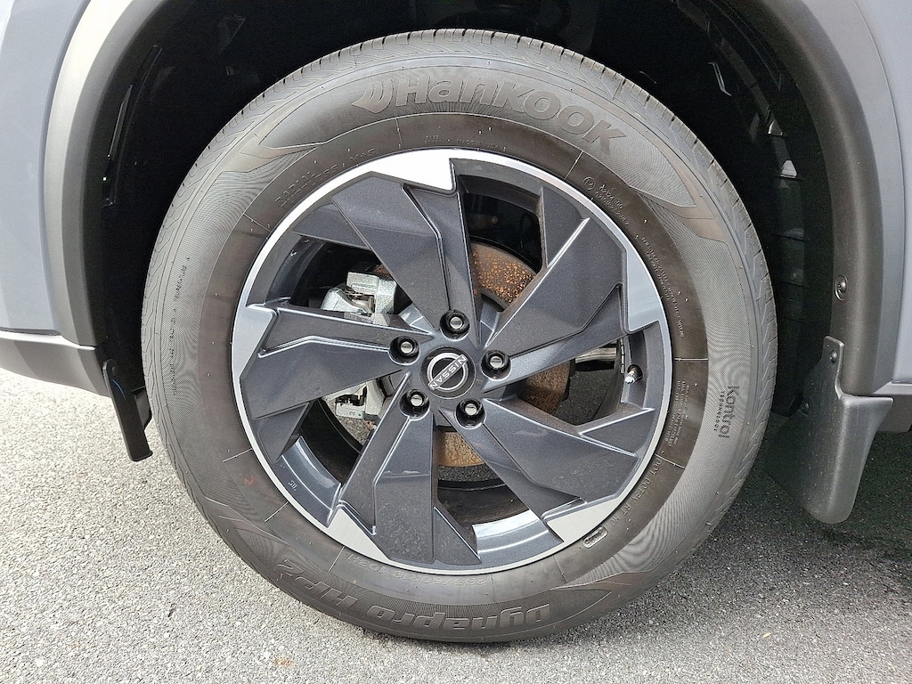 New 2026 Nissan Rogue SV SUV