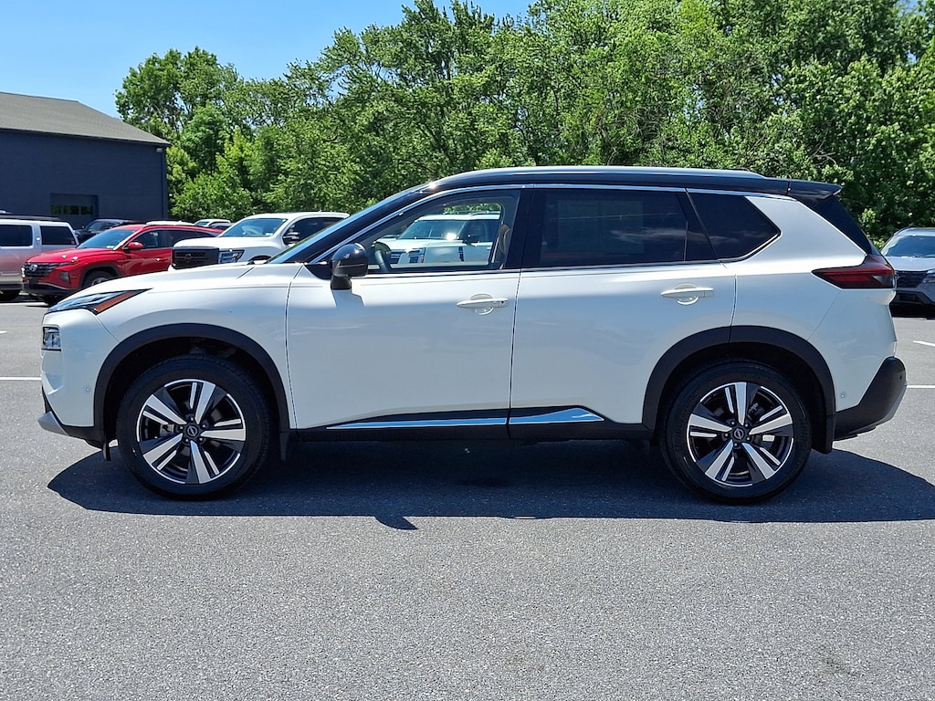 Certified 2023 Nissan Rogue Platinum AWD Platinum