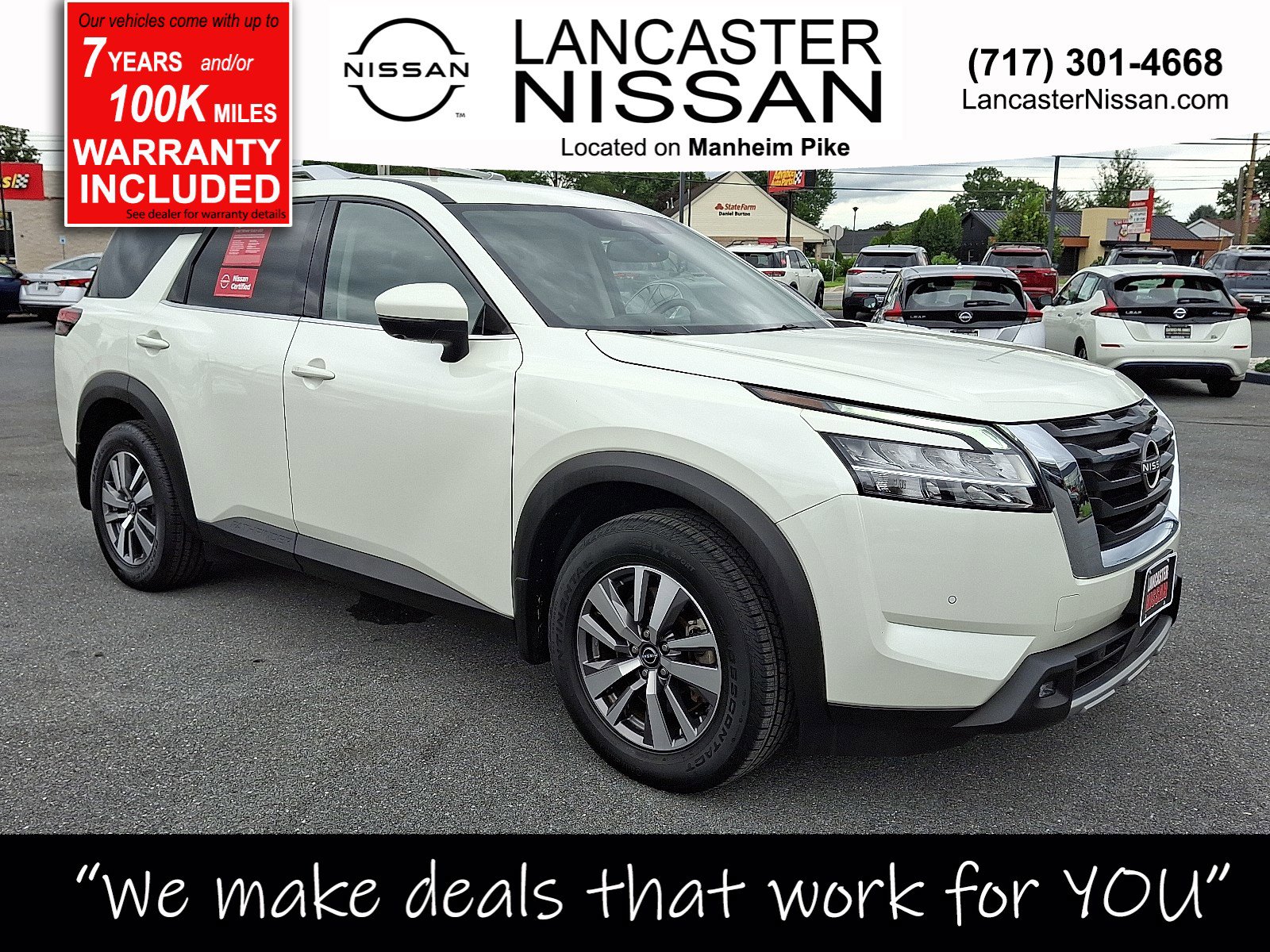 2022 Nissan Pathfinder SL 4WD 