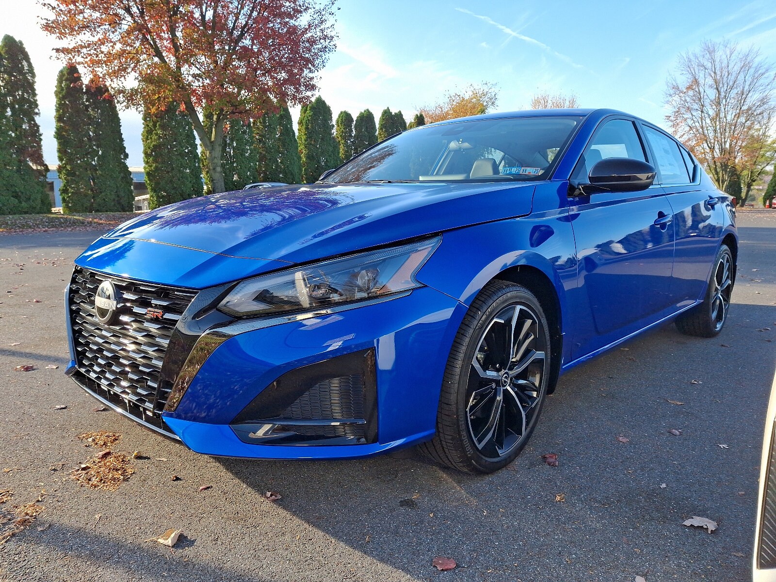 2025 Nissan Altima SR photo 2