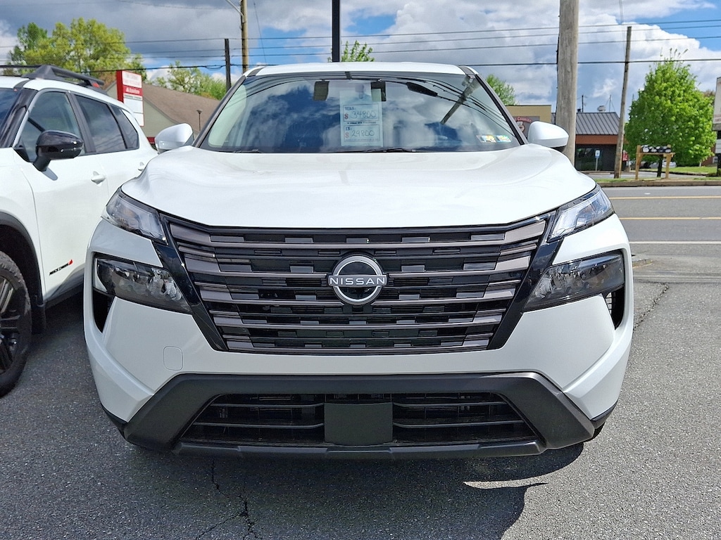 New 2026 Nissan Rogue SV SUV