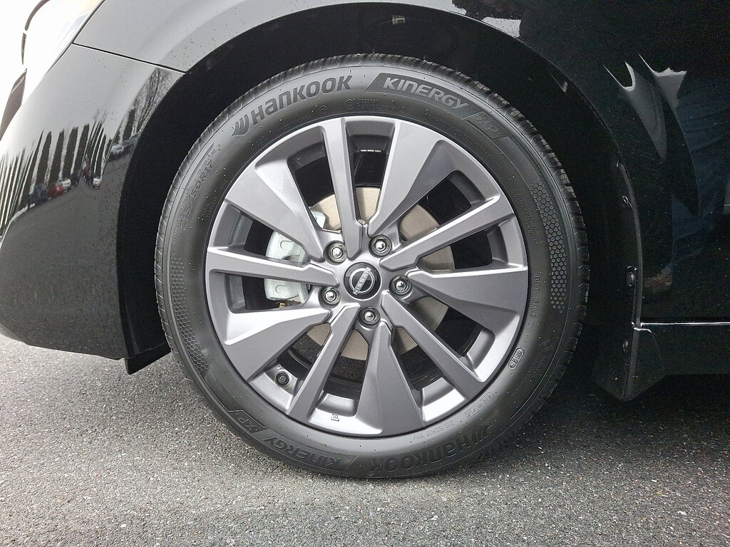 New 2026 Nissan Sentra SL Sedan