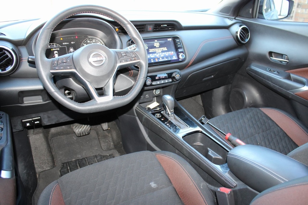 Used 2023 Nissan Kicks SR SUV