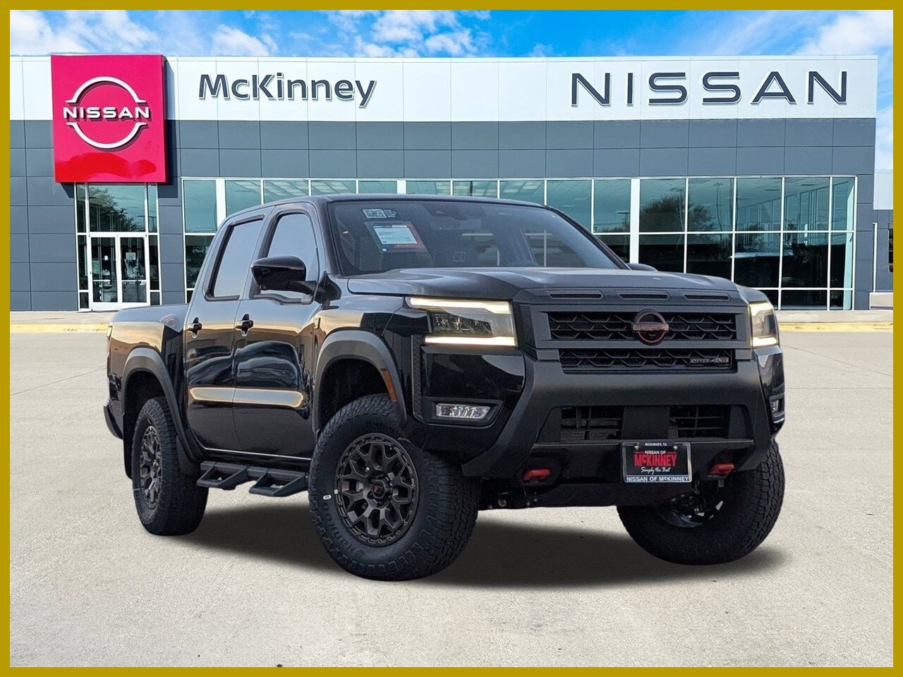 2026 Nissan Frontier PRO-4X's photo