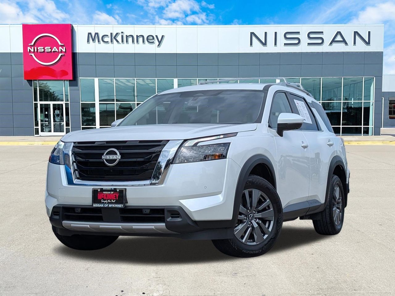 2025 Nissan Pathfinder SL 4WD's photo