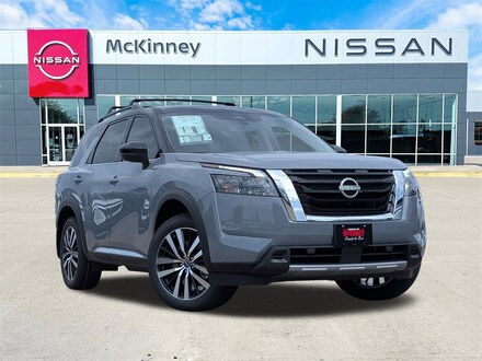 2025 Nissan Pathfinder Platinum SUV