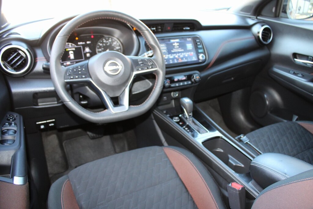 Used 2024 Nissan Kicks SR SUV
