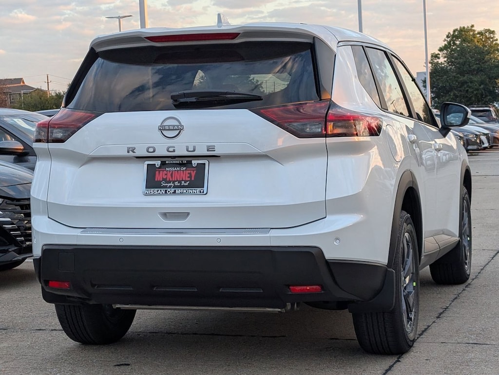 New 2026 Nissan Rogue SV SUV