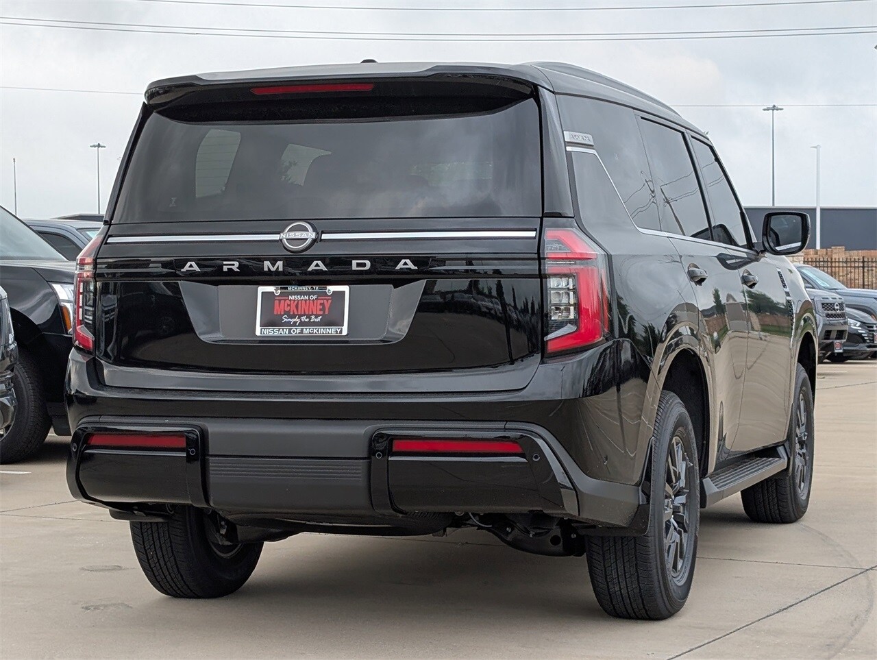 2025 Nissan Armada SV photo 4