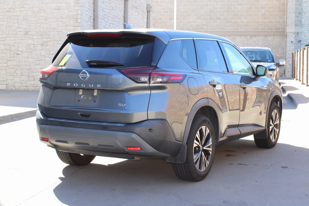 Used 2021 Nissan Rogue SV SUV