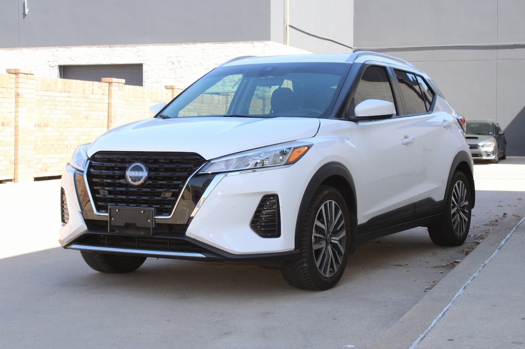 Used 2024 Nissan Kicks SV SUV