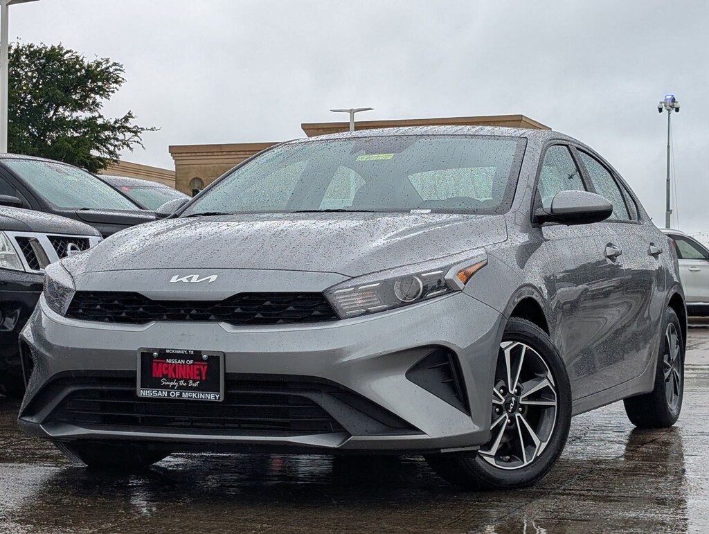 Used 2023 Kia Forte LXS Sedan