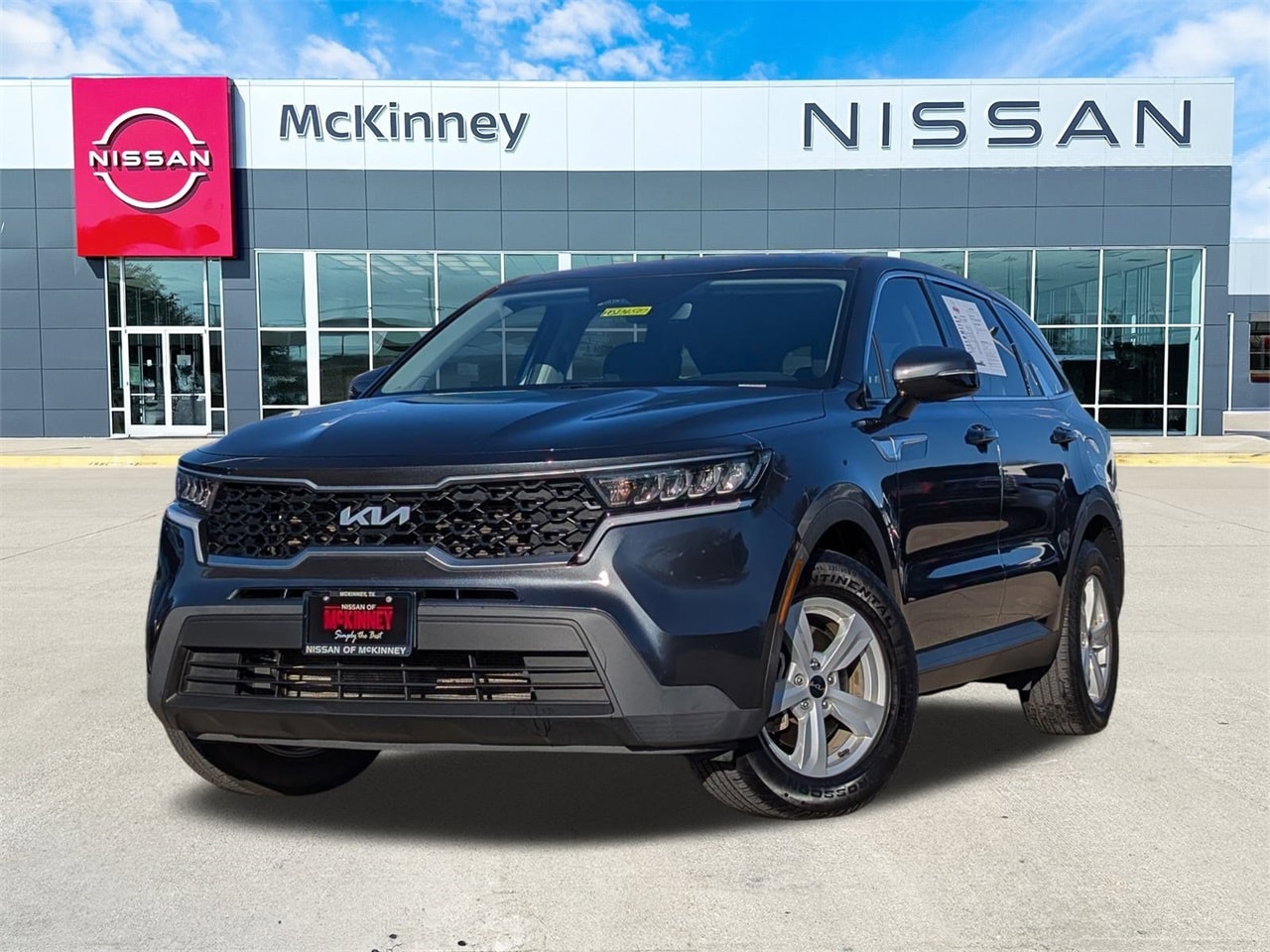 2023 Kia Sorento LX's photo