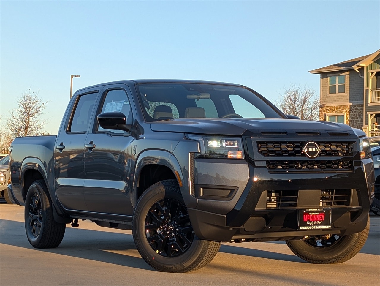 2026 Nissan Frontier SV's photo