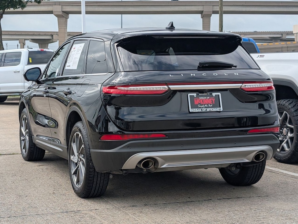 Used 2023 Lincoln Corsair Standard w/Nav/101A SUV