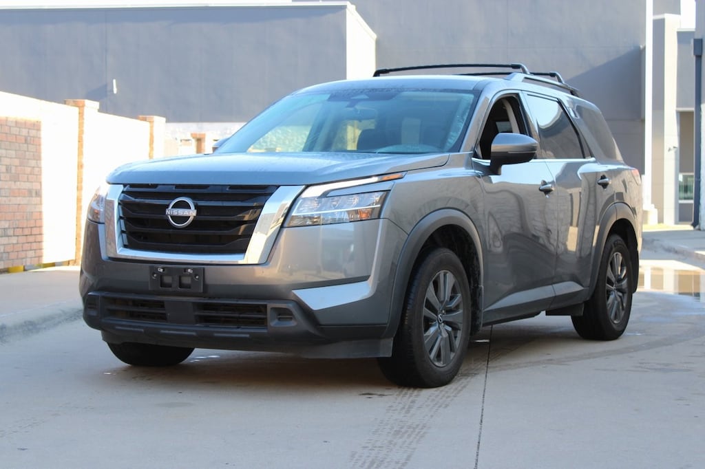 Used 2022 Nissan Pathfinder SV SUV