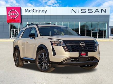2026 Nissan Pathfinder Platinum SUV